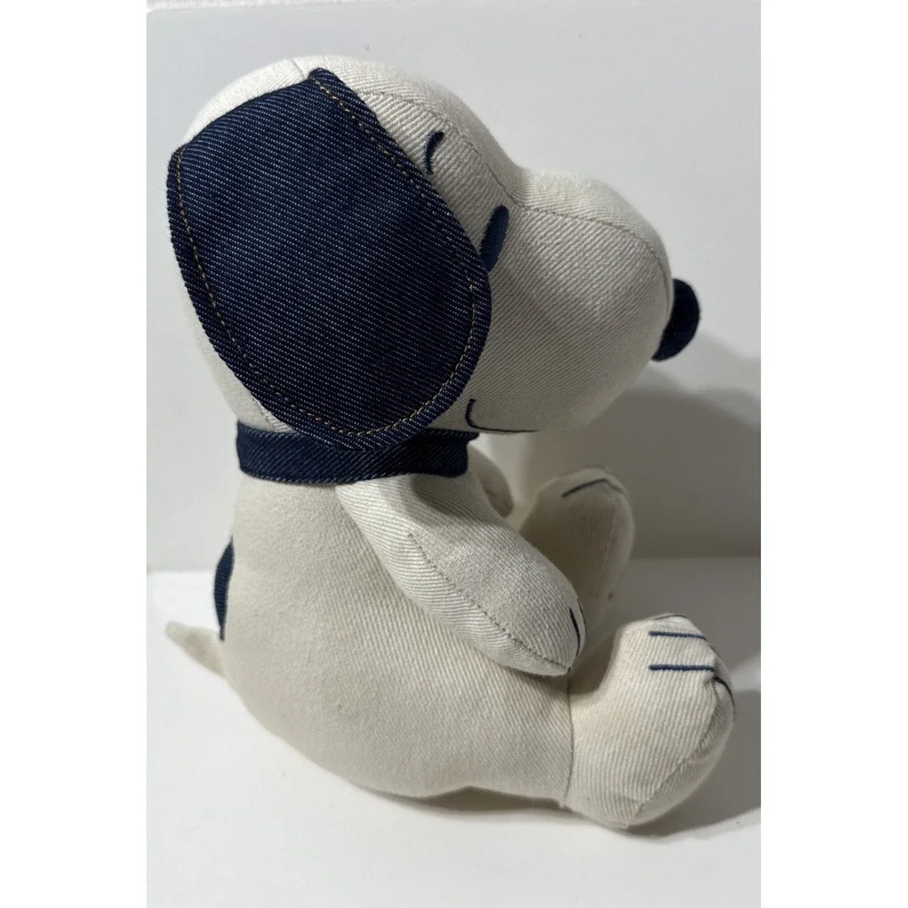 2024 American Eagle Denim Snoopy Plush Limited Edition 8